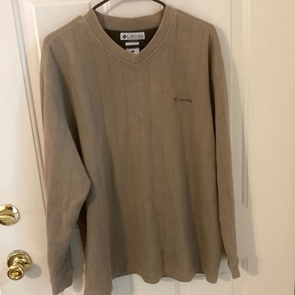 Columbia Other - Men’s Columbia Sportswear XXL Tan long sleeve V Neck sweater 60% cotton/40 poly